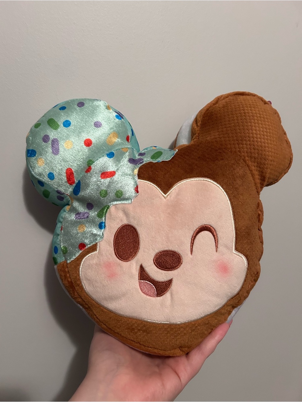 New Disney World Mickey Mouse Ice Cream Munchlings Plush